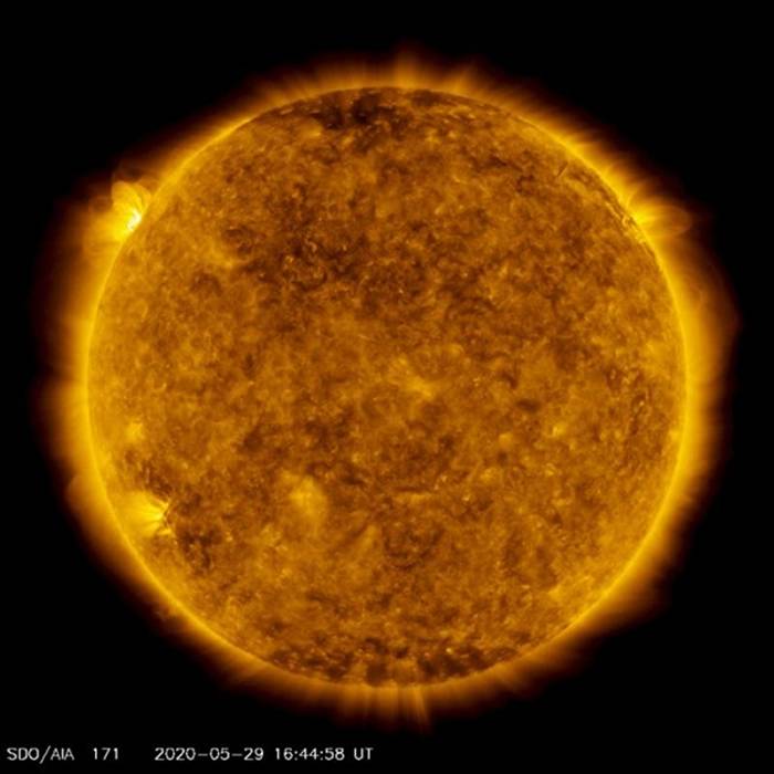 要从沉睡中苏醒？5月29日太阳爆发了自2017年10月以来最强的耀斑