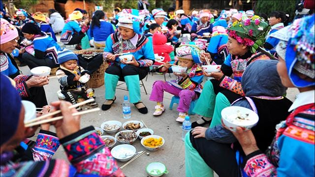 这样的民族习俗，让所有人感到意外，究竟是什么？