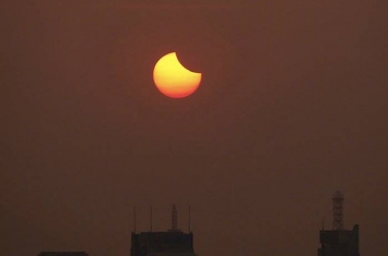 2019年1月观天好月份：日偏食流星雨月全食轮番登场