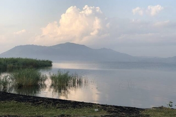 非洲“杀人湖”：卢旺达风景如画的基伍湖实际上是大量甲烷和二氧化碳的聚集地