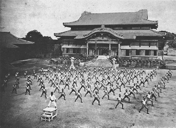 琉球如何覆灭成为日本冲绳