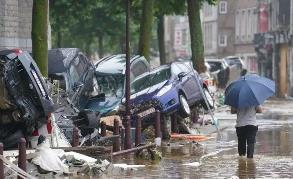 全球最吓人的大暴雨：席卷整个西欧的大暴雨（数千人失踪）