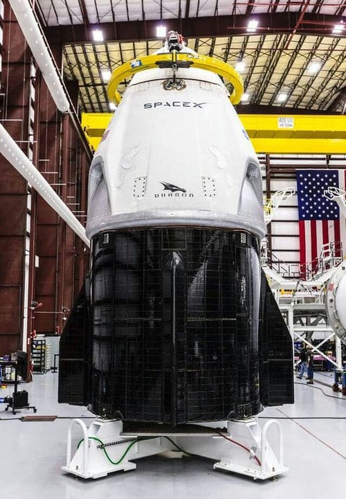 SpaceX可载人太空船Crew Dragon成功发射 载假人往国际空间站