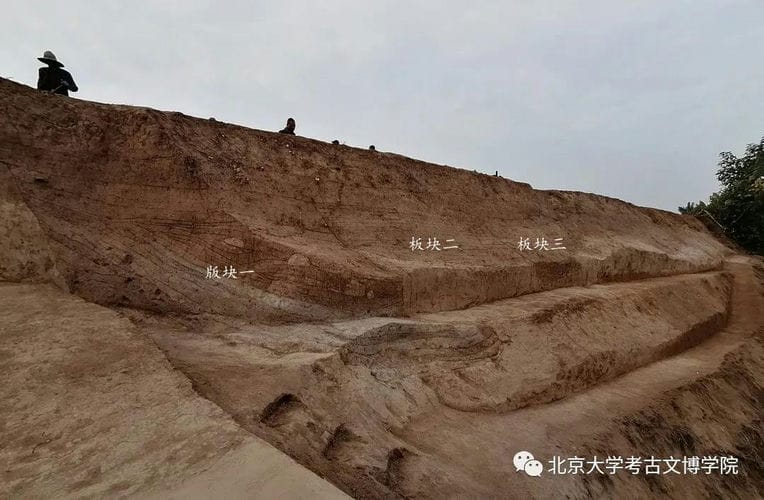 周原发现西周城址和先周大型建筑