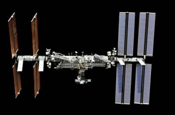 进步MS-12号货运飞船将为国际空间站上的俄罗斯宇航员送去水果和调味品