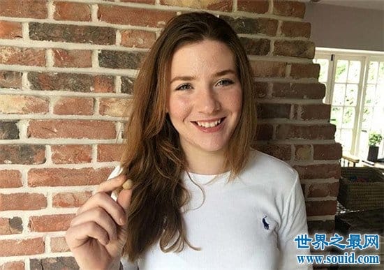 世界最小的女人，26岁长得像3岁的小女孩,还获得了吉尼斯纪录