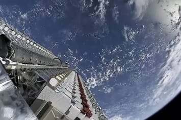 SpaceX：“星链”（Starlink）计划首批60颗互联网波束卫星中的3颗失联