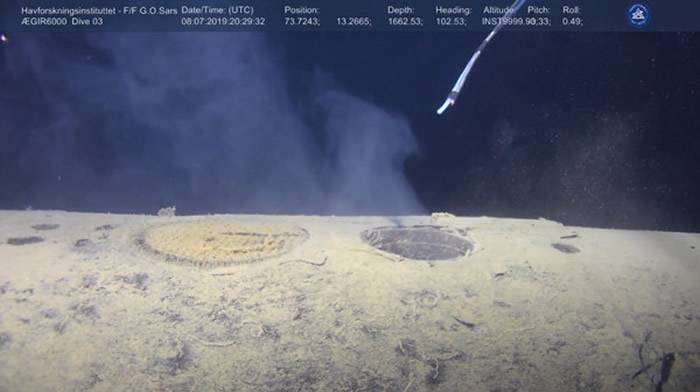 1989年沉没的前苏联核潜艇“共青团员号”辐射超标80万倍 深海中冒出不明白色烟雾