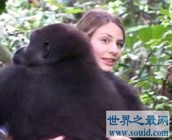 史上最变态美女，惨遭男友抛弃后嫁给猩猩