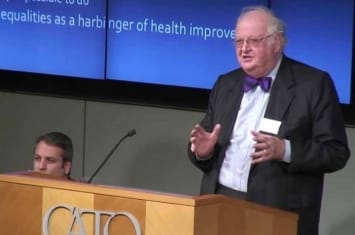 2015年诺贝尔经济学奖：美国普林斯顿大学学者迪顿（Angus Deaton）夺得