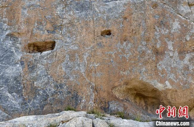 甘肃肃北发现逾5000幅千年岩画 反映射猎游牧生活