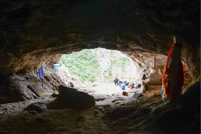 青藏高原发现16万年前中更新世晚期的丹尼索瓦人下颌骨化石